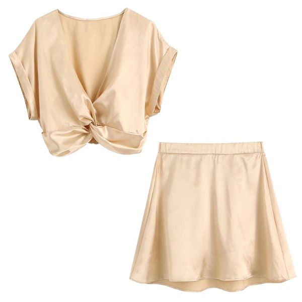 women's tracksuits 2021 women summer suits two piece set satin knotted v-neck short turn-up sleeves & mini skirts elastic waist, Gray
women's tracksuits 2021 women summer suits two piece set satin knotted v-neck short turn-up sleeves & mini skirts elastic waist, Gray