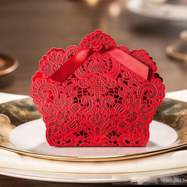 new laser cut hollow lace flower white gold red candy box luxury wedding party sweets candy gift favour favors boxes
new laser cut hollow lace flower white gold red candy box luxury wedding party sweets candy gift favour favors boxes