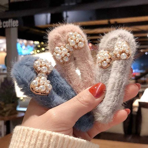 luxury winter soft plush bowknot hair accessories girl women faux fur waterdrop hairpin hair clips girls barrettes
luxury winter soft plush bowknot hair accessories girl women faux fur waterdrop hairpin hair clips girls barrettes