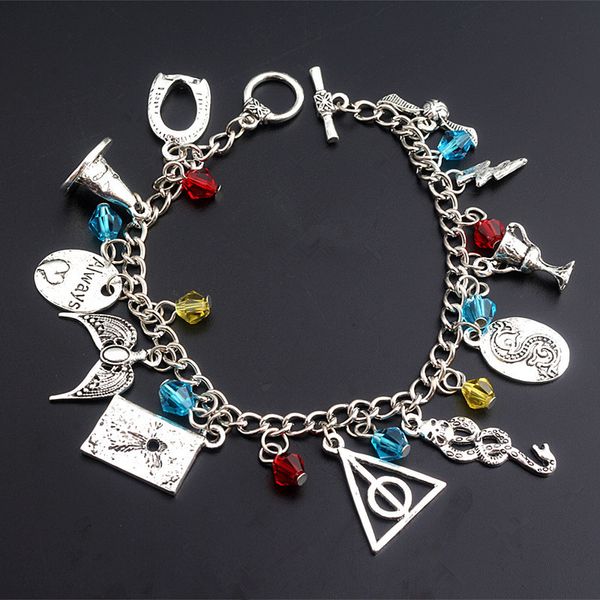 charm bracelets pulseras mujer moda 2021 movie props for women creative bracelet female friendship gifts accesorios, Golden;silver
charm bracelets pulseras mujer moda 2021 movie props for women creative bracelet female friendship gifts accesorios, Golden;silver