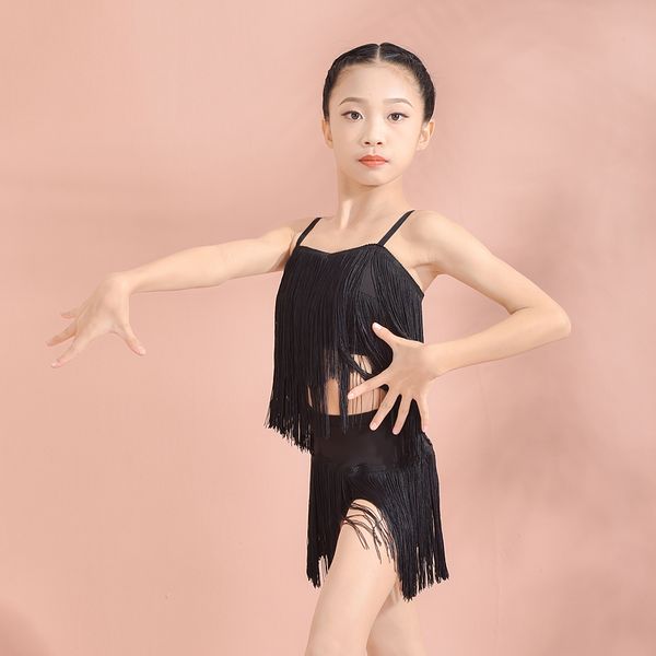 stage wear 2021 latin dance practice clothes children's professional ballroom samba dresses sling tassel skirt two-piece dwy4240, Black;red
stage wear 2021 latin dance practice clothes children's professional ballroom samba dresses sling tassel skirt two-piece dwy4240, Black;red