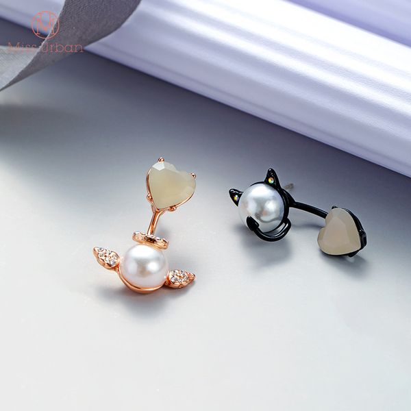 2020 new arrival trendy pearl stud earrings angle and devil shaped design fashion earrings for women, Golden;silver
2020 new arrival trendy pearl stud earrings angle and devil shaped design fashion earrings for women, Golden;silver
