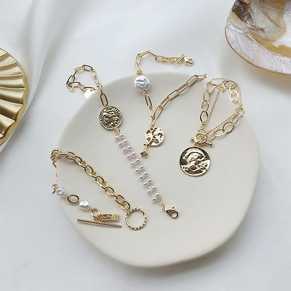 Korean elegant fashion niche design portrait chain pearl bracelet plated exaggerated mix-and-match bracelet bracelet for women
Korean elegant fashion niche design portrait chain pearl bracelet plated exaggerated mix-and-match bracelet bracelet for women