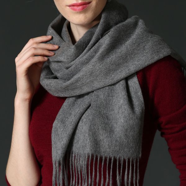 scarves pure color wool scarf for men in europe autumn winter 2021 soft skin friendly fashion solid lovers warm shawl, Blue;gray
scarves pure color wool scarf for men in europe autumn winter 2021 soft skin friendly fashion solid lovers warm shawl, Blue;gray