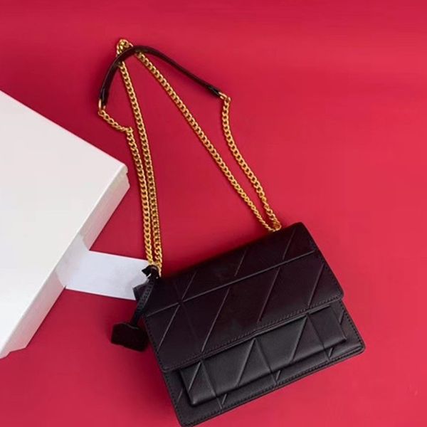 2020 new classic leather bag for women fashion solid color leather cross-body shoulder bag
2020 new classic leather bag for women fashion solid color leather cross-body shoulder bag