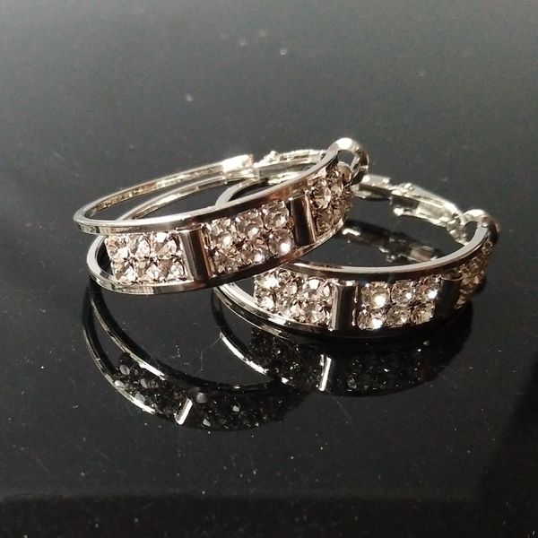 2020 new arrival new round aros oorbellen assorted models rhinestone hoop earrings for women delicate jewelry accessories, Golden;silver
2020 new arrival new round aros oorbellen assorted models rhinestone hoop earrings for women delicate jewelry accessories, Golden;silver