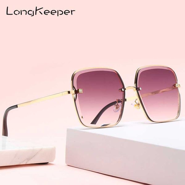 fashion sunglasses women brand designer square anti-reflective lens vintage hollow out sun glasses metal square gafas de sol, White;black
fashion sunglasses women brand designer square anti-reflective lens vintage hollow out sun glasses metal square gafas de sol, White;black