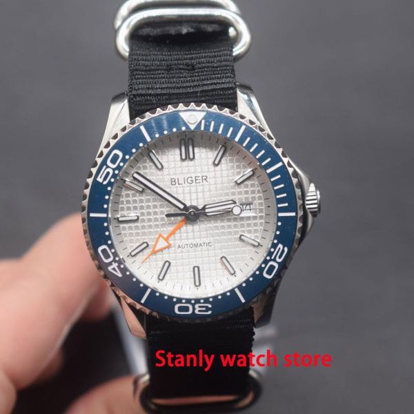 sapphire crystal bliger 41mm white dial luminous marks blue ceramic bezel gmt function automatic movement men's wrist watch, Slivery;brown
sapphire crystal bliger 41mm white dial luminous marks blue ceramic bezel gmt function automatic movement men's wrist watch, Slivery;brown
