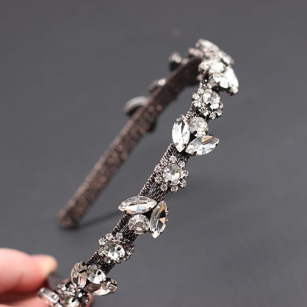 rhinestone retro particle small plate hair accessory women hairbands cute basebands for girls women headwear women's headband719, Golden;silver
rhinestone retro particle small plate hair accessory women hairbands cute basebands for girls women headwear women's headband719, Golden;silver