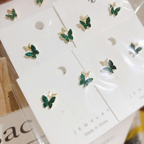 quality vintage cute green rhinestone butterfly stud earrings for women lovely boucle doreille fashion jewelry
quality vintage cute green rhinestone butterfly stud earrings for women lovely boucle doreille fashion jewelry