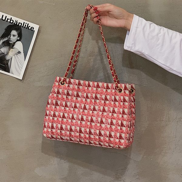 crossbody woolen bag woman 2020 exceed fire all-match western style texture chain single shoulder messenger small square package
crossbody woolen bag woman 2020 exceed fire all-match western style texture chain single shoulder messenger small square package