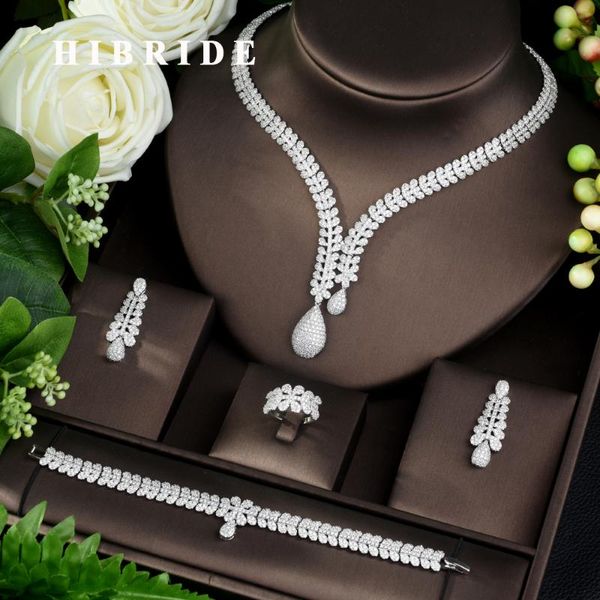 hibride моды свадебных 4шт ювелирные наборы дамы свадьба с cubic циркон камень партия аксессуары дубай комплект ювелирных изделий n-962, Silver
hibride моды свадебных 4шт ювелирные наборы дамы свадьба с cubic циркон камень партия аксессуары дубай комплект ювелирных изделий n-962, Silver