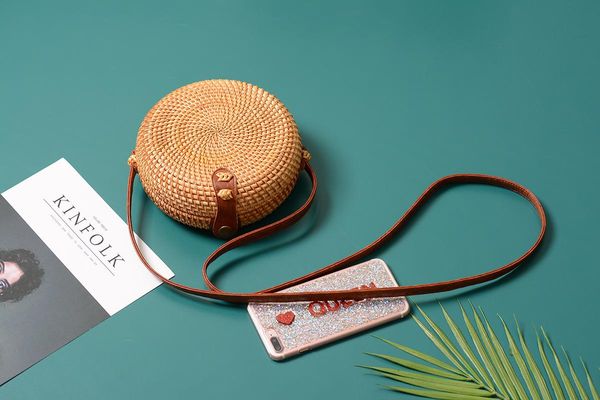 площадь круглый mulit стиль соломы сумка сумки лета женщин rattan сумка ручной работы сплетенный бич круг bohemia сумки новая мода *
площадь круглый mulit стиль соломы сумка сумки лета женщин rattan сумка ручной работы сплетенный бич круг bohemia сумки новая мода *