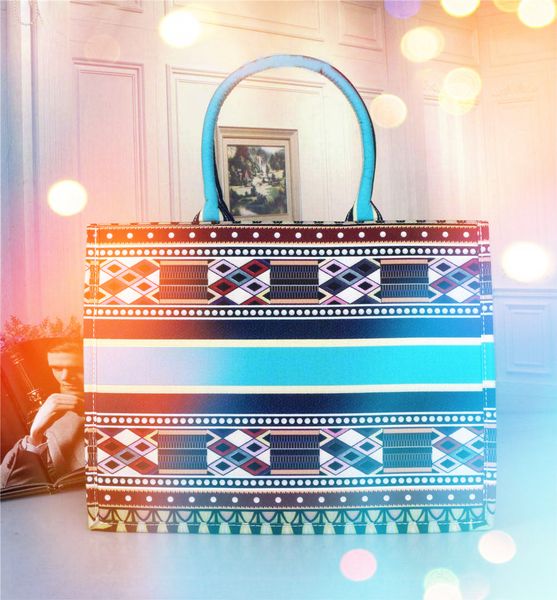 fashion new handbag print embroidery multicolor single shoulder large capacity bucket bag 41.5*32*10cm
fashion new handbag print embroidery multicolor single shoulder large capacity bucket bag 41.5*32*10cm