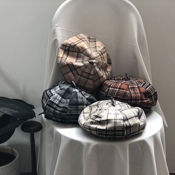plaid beret 2020 autumn new korean sweet cute woolen warm painter hat, Blue;gray
plaid beret 2020 autumn new korean sweet cute woolen warm painter hat, Blue;gray