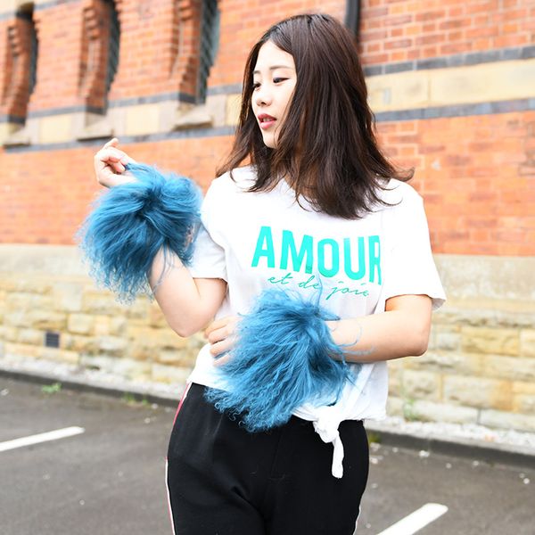 five fingers gloves cx-a-47p women coat decoration cute and lovely mongolian lamb fur cuff, Blue;gray
five fingers gloves cx-a-47p women coat decoration cute and lovely mongolian lamb fur cuff, Blue;gray