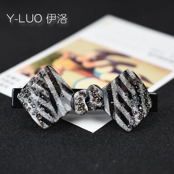 women headwear 2020 cute rhinestone hair clip for girls vintage hair barrettes fashion bow accessories for women
women headwear 2020 cute rhinestone hair clip for girls vintage hair barrettes fashion bow accessories for women