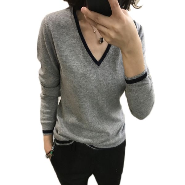 2020 elegant loose v-neck cashmere sweater women plus size knitted pullover black gray short lady's sweaters winter warm jumper, White;black
2020 elegant loose v-neck cashmere sweater women plus size knitted pullover black gray short lady's sweaters winter warm jumper, White;black