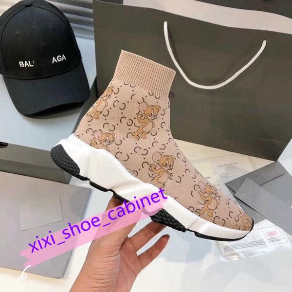 luxury designer 2020 new designer shoes men women luxury fashion sneakers triple mens womans trainer casual sports shoes, Black;grey
luxury designer 2020 new designer shoes men women luxury fashion sneakers triple mens womans trainer casual sports shoes, Black;grey