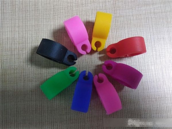 new silicone ring finger hand rack cigarette holder adjustable ring for regular smoking smoker
new silicone ring finger hand rack cigarette holder adjustable ring for regular smoking smoker