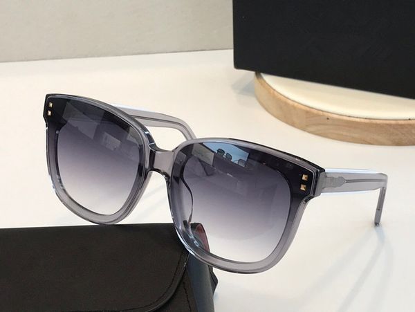 new 4058 popular brand designer sunglasses fashion cat eye frame sunglasses set with diamonds and rivets design eyewear come with case uv400, White;black
new 4058 popular brand designer sunglasses fashion cat eye frame sunglasses set with diamonds and rivets design eyewear come with case uv400, White;black