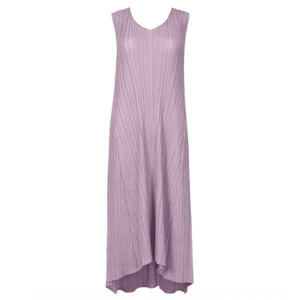 summer 2020 new women's sanzhai pleated big swing waist-tied dress elegant v-neck sleeveless dress n259d, Black;gray
summer 2020 new women's sanzhai pleated big swing waist-tied dress elegant v-neck sleeveless dress n259d, Black;gray