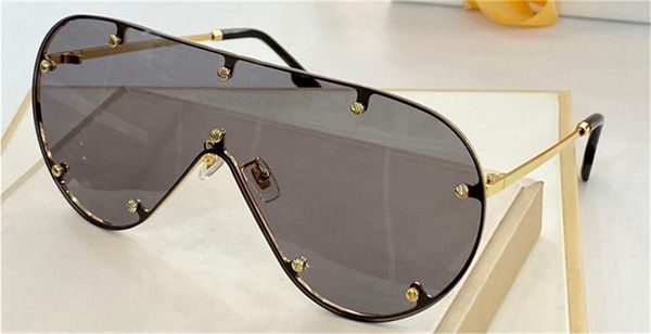 new fashion design sunglasses z1381 metal big frame one-piece goggles super cool style trendy fashion uv400 protective glasses quality, White;black 
new fashion design sunglasses z1381 metal big frame one-piece goggles super cool style trendy fashion uv400 protective glasses quality, White;black
