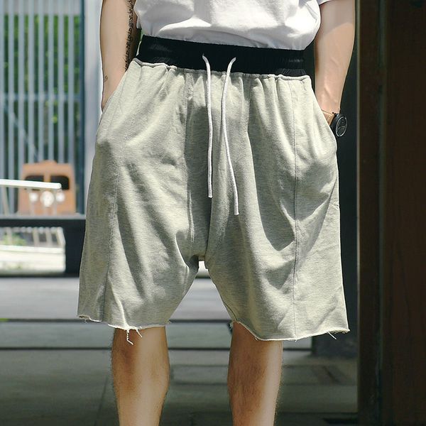 men's casual shorts 2020 spring and summer new solid color loose casual sports pants young personality fashion men's clothing, White;black
men's casual shorts 2020 spring and summer new solid color loose casual sports pants young personality fashion men's clothing, White;black