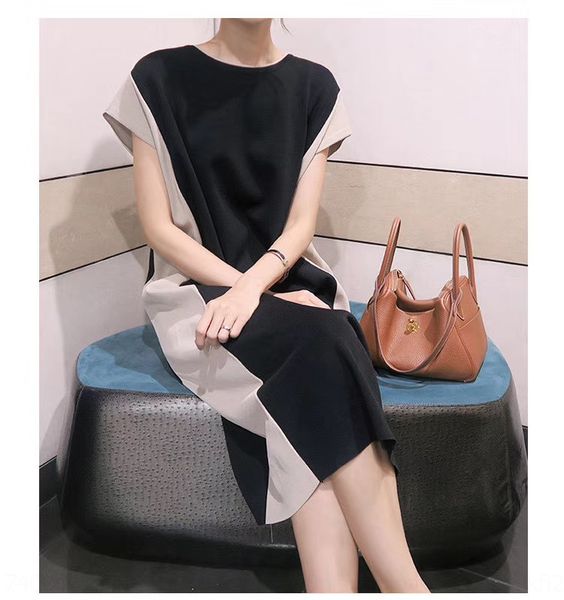 2020ins korean-style super-popular loose straight-tube elegant color matching socialite mid-length knitted light dress mature dress 21xrz 21, White;black
2020ins korean-style super-popular loose straight-tube elegant color matching socialite mid-length knitted light dress mature dress 21xrz 21, White;black