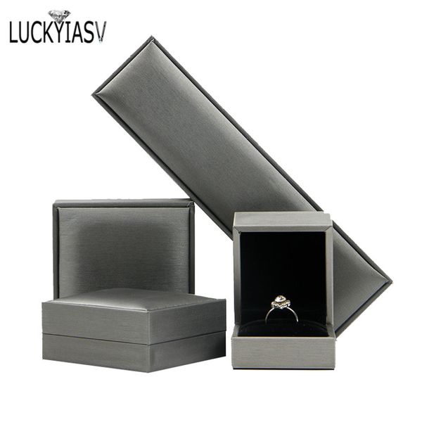 jewelry storage box silver brushed pu leather ring box bracelet necklace pendant gift for jewelry wedding gift, Pink;blue
jewelry storage box silver brushed pu leather ring box bracelet necklace pendant gift for jewelry wedding gift, Pink;blue