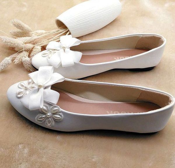 white flats shoes for woman plus size butterfly-knot bow bowknotpearl flower ladies girls bridal wedding flats shoes party, Black
white flats shoes for woman plus size butterfly-knot bow bowknotpearl flower ladies girls bridal wedding flats shoes party, Black