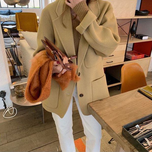 autumn winter women's blends vintage brown/white notched collar single-breasted wool coat female pocket loose warm coat new 2020, Black
autumn winter women's blends vintage brown/white notched collar single-breasted wool coat female pocket loose warm coat new 2020, Black