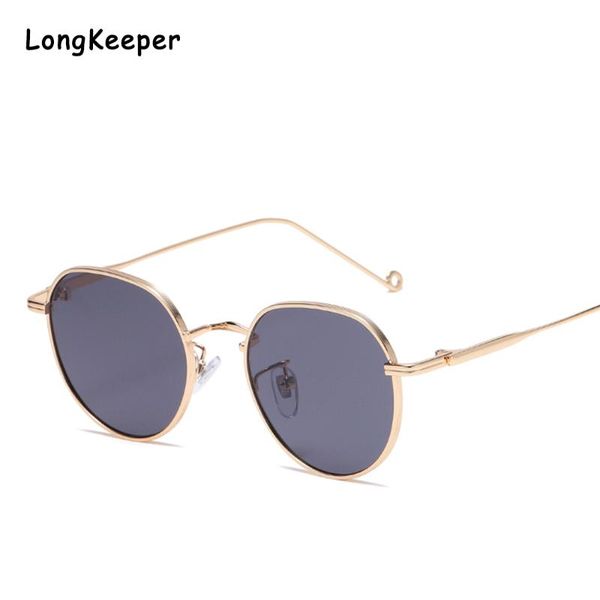 2020 fashion female round sunglasses men design small metal frame pink women shades glasses ladies punk oculos, White;black
2020 fashion female round sunglasses men design small metal frame pink women shades glasses ladies punk oculos, White;black