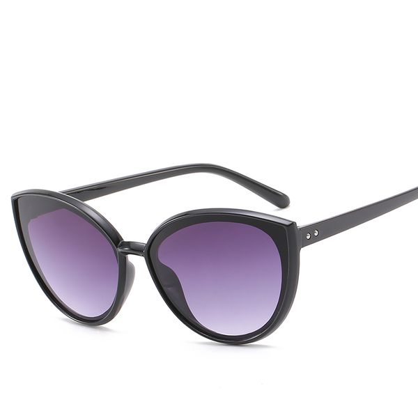 new fashion cat's eye sunglasses personality rice nail sunglasses trend designer women, White;black
new fashion cat's eye sunglasses personality rice nail sunglasses trend designer women, White;black