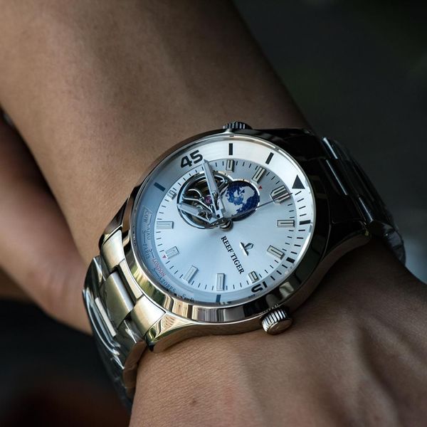 reef tiger/rt brand automatic mechanical men watch sapphire glass stainless steel wrist watch relogio masculino rga1693-2, Silver
reef tiger/rt brand automatic mechanical men watch sapphire glass stainless steel wrist watch relogio masculino rga1693-2, Silver