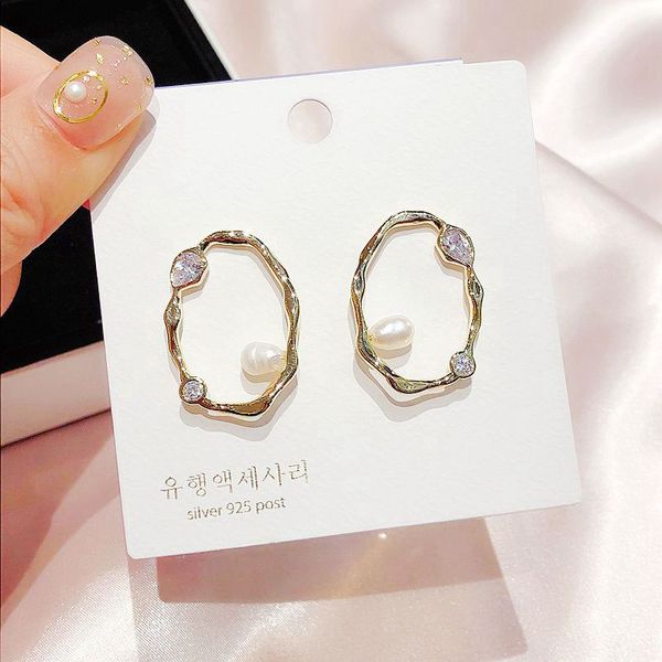 stud unique design large geometric circle earrings cubic zircon freshwater pearl women jewelry, Golden;silver
stud unique design large geometric circle earrings cubic zircon freshwater pearl women jewelry, Golden;silver
