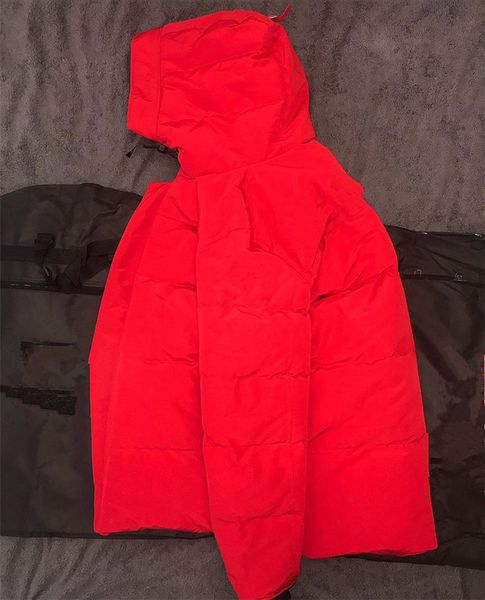 2020new winter down parka men brand designer winter 90% white velvet down jacket outdoor sports norther down jacket, Black
2020new winter down parka men brand designer winter 90% white velvet down jacket outdoor sports norther down jacket, Black