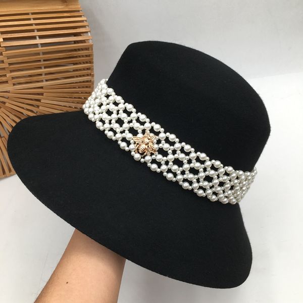 stingy brim hats the fisherman hat female small sweet show face basin of lamb cloth cap winter wind web celebrity socialite wool, Blue;gray
stingy brim hats the fisherman hat female small sweet show face basin of lamb cloth cap winter wind web celebrity socialite wool, Blue;gray