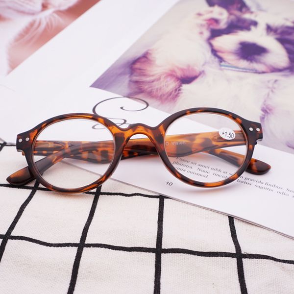 new arrived retro men's round reading glasses magnifier fashion women leopard presbyopic spectacles rivet design eyeglasses l3, White;black
new arrived retro men's round reading glasses magnifier fashion women leopard presbyopic spectacles rivet design eyeglasses l3, White;black