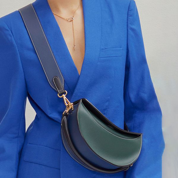 retro half moon bag women handbag 2020 new shoulder messenger wide shoulder strap totes fashion green purse pu bags
retro half moon bag women handbag 2020 new shoulder messenger wide shoulder strap totes fashion green purse pu bags