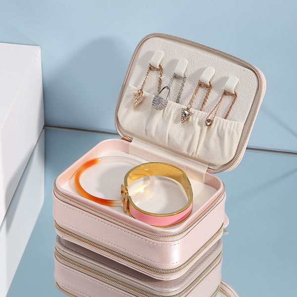 new portable travel jewelry box organizer small pu leather jewellery necklace ring earring storage case, Black;white
new portable travel jewelry box organizer small pu leather jewellery necklace ring earring storage case, Black;white
