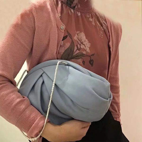 pleated 2020 underarm shoulder bag soft leather clutch large capacity crossbody bags for women luxury quality handbag
pleated 2020 underarm shoulder bag soft leather clutch large capacity crossbody bags for women luxury quality handbag