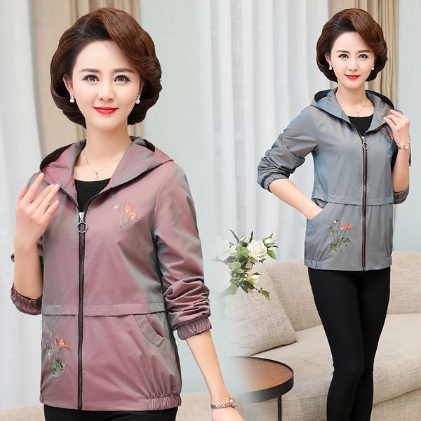 women's trench coats middle-aged women windbreaker spring autumn hoodred jacket coat long-sleeved zipper plus size casual outerwear fem, Tan;black
women's trench coats middle-aged women windbreaker spring autumn hoodred jacket coat long-sleeved zipper plus size casual outerwear fem, Tan;black