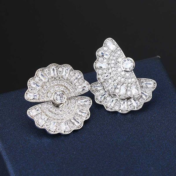 fan stud earrings luxury cubic zircon lady's back 2 in 1 earrings xiumeiyizu fashion dress up jewelry wholesale brazil, Golden;silver
fan stud earrings luxury cubic zircon lady's back 2 in 1 earrings xiumeiyizu fashion dress up jewelry wholesale brazil, Golden;silver