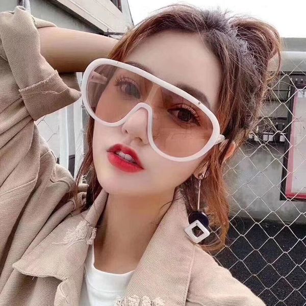 sunglasses 2021 ladies fashion one-piece big frame female protective glasses trendy, White;black
sunglasses 2021 ladies fashion one-piece big frame female protective glasses trendy, White;black