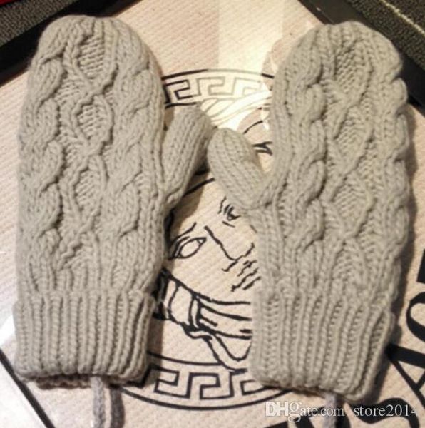 brand gloves/wool mittens/european fashion designer warm gloves/twist knitted gloves ing, Blue;gray
brand gloves/wool mittens/european fashion designer warm gloves/twist knitted gloves ing, Blue;gray