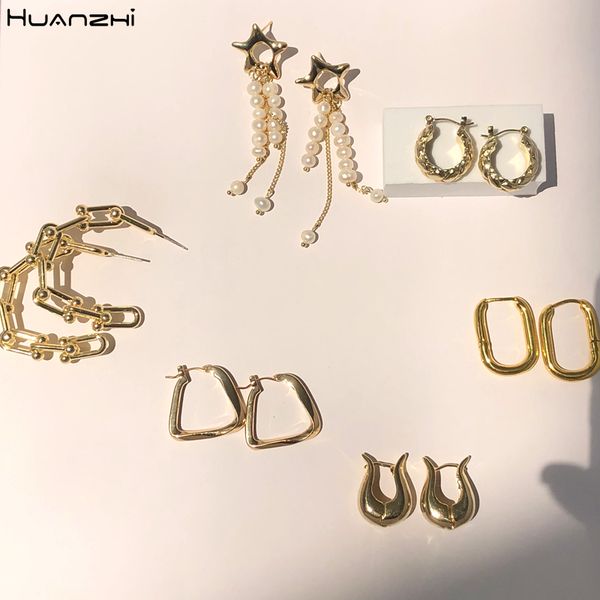 huanzhi 2020 новый модный урожай золотой металл геометрическая круглая площадь c форма преувеличение хооп серьги для женщин ювелирные подарк, Golden;silver
huanzhi 2020 новый модный урожай золотой металл геометрическая круглая площадь c форма преувеличение хооп серьги для женщин ювелирные подарк, Golden;silver