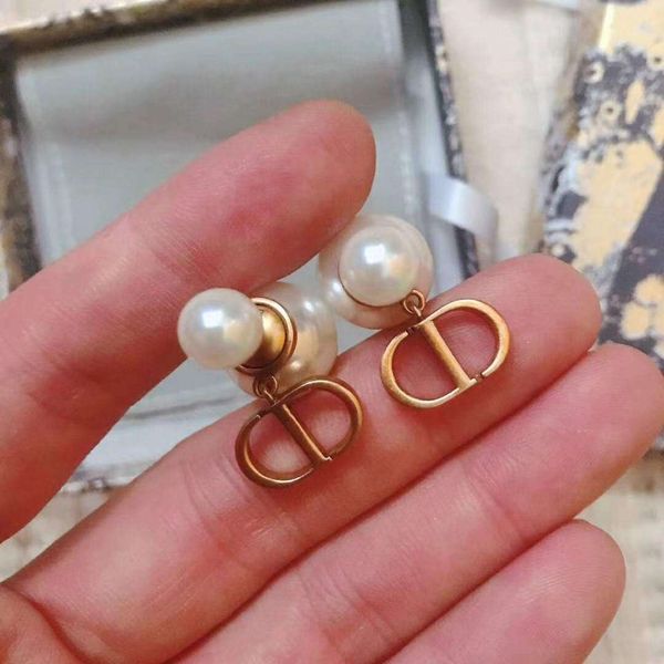 d family 20 new style cd pearl earrings s925 silver needle women's jewelry brass material, Golden
d family 20 new style cd pearl earrings s925 silver needle women's jewelry brass material, Golden