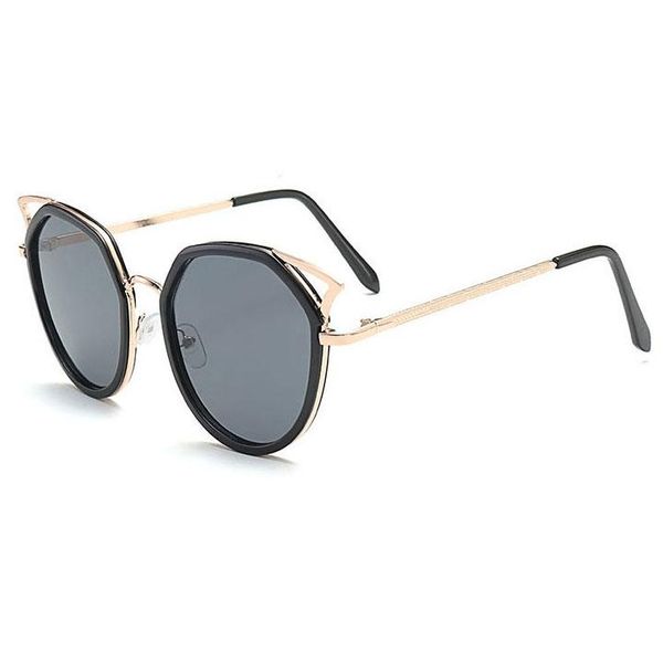 new fashion designer women s sunglasses cat s eye hollow frame protection glasses hd sunglasses send box ing, White;black
new fashion designer women s sunglasses cat s eye hollow frame protection glasses hd sunglasses send box ing, White;black