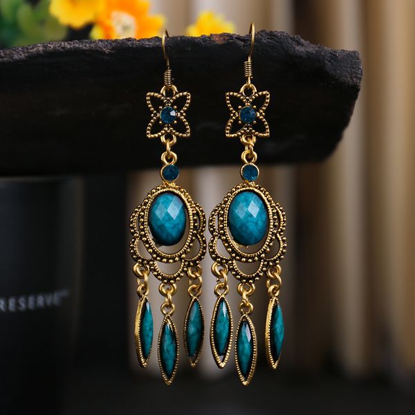 dangle & chandelier bohemia vintage earrings women 2021 fashing simple temperament alloy hollow out inlay resin long tassel, Silver
dangle & chandelier bohemia vintage earrings women 2021 fashing simple temperament alloy hollow out inlay resin long tassel, Silver